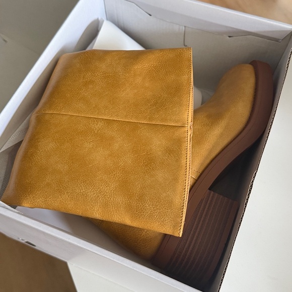 DREAM PAIRS Womens Knee High Boots Square Toe Platform Chunky Block Heel 8.5 - Picture 3 of 3